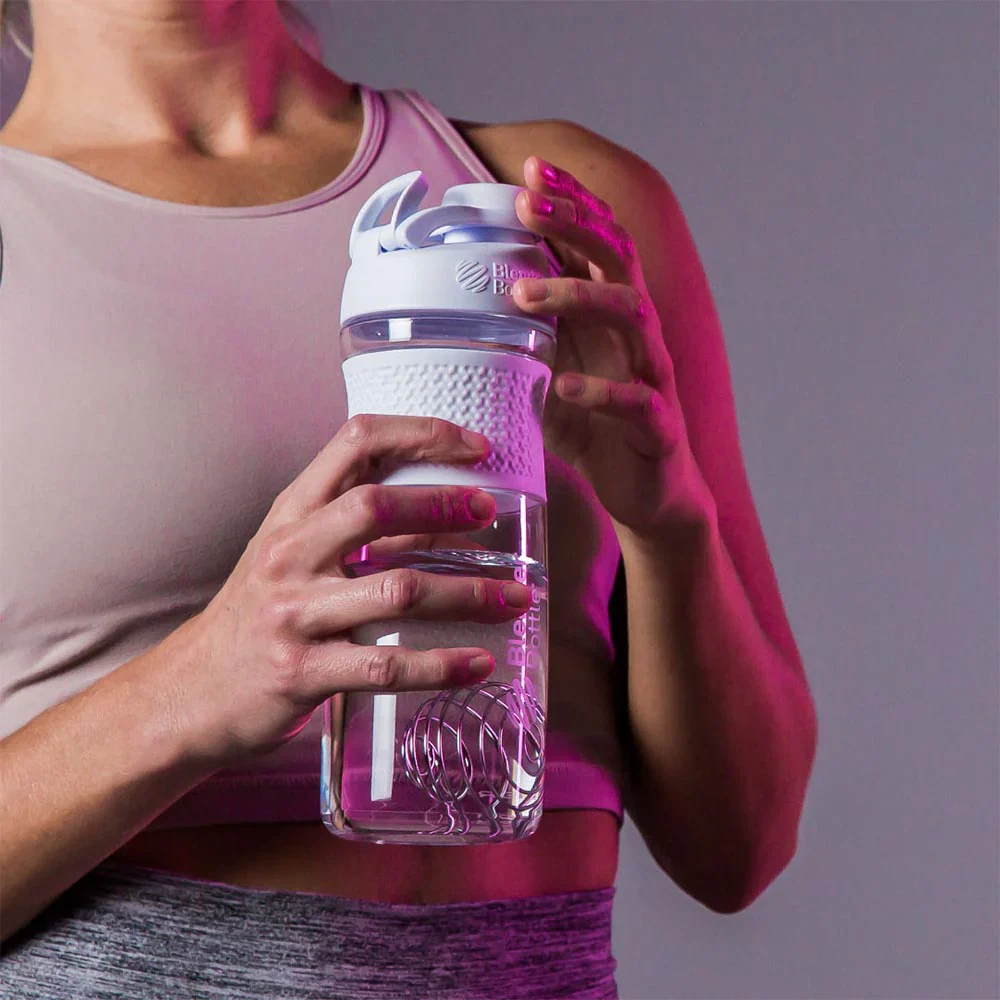 Blender Bottle Sport Mixer V2 28oz / 825mL, BPA Free With A Twist Cap & A Hidden Carry Loop; Please Choose Your Colour - Image 6