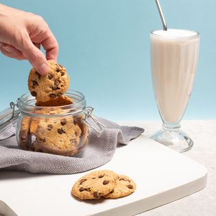 LEDA Choc Chip Cookies 155g, Crunchy & Delicious