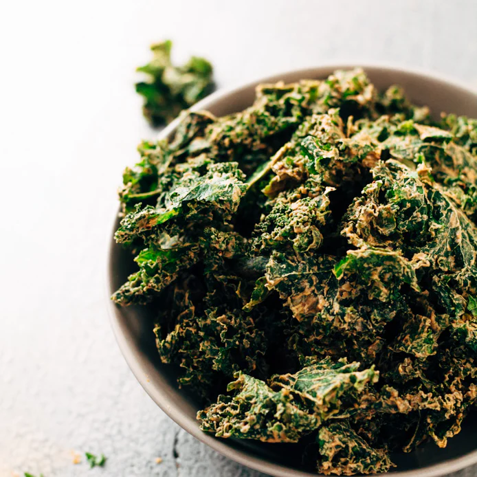 Dehydrated Kale Chips, Cheesy Or Spicy