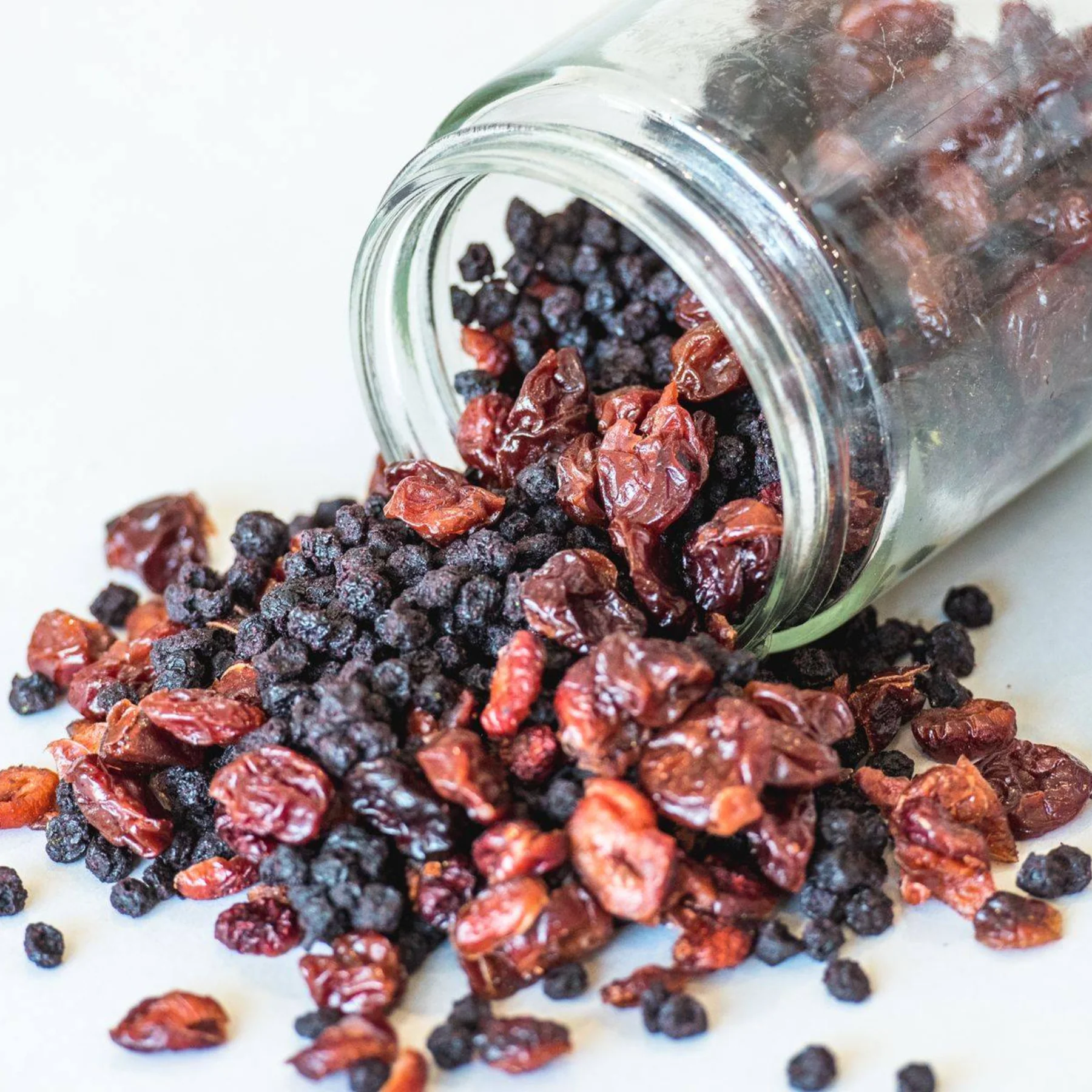 Dr Superfoods Dried Antioxidant Super Berries 125g, Wild Blueberries, Goji Berries & Cranberries - Image 2