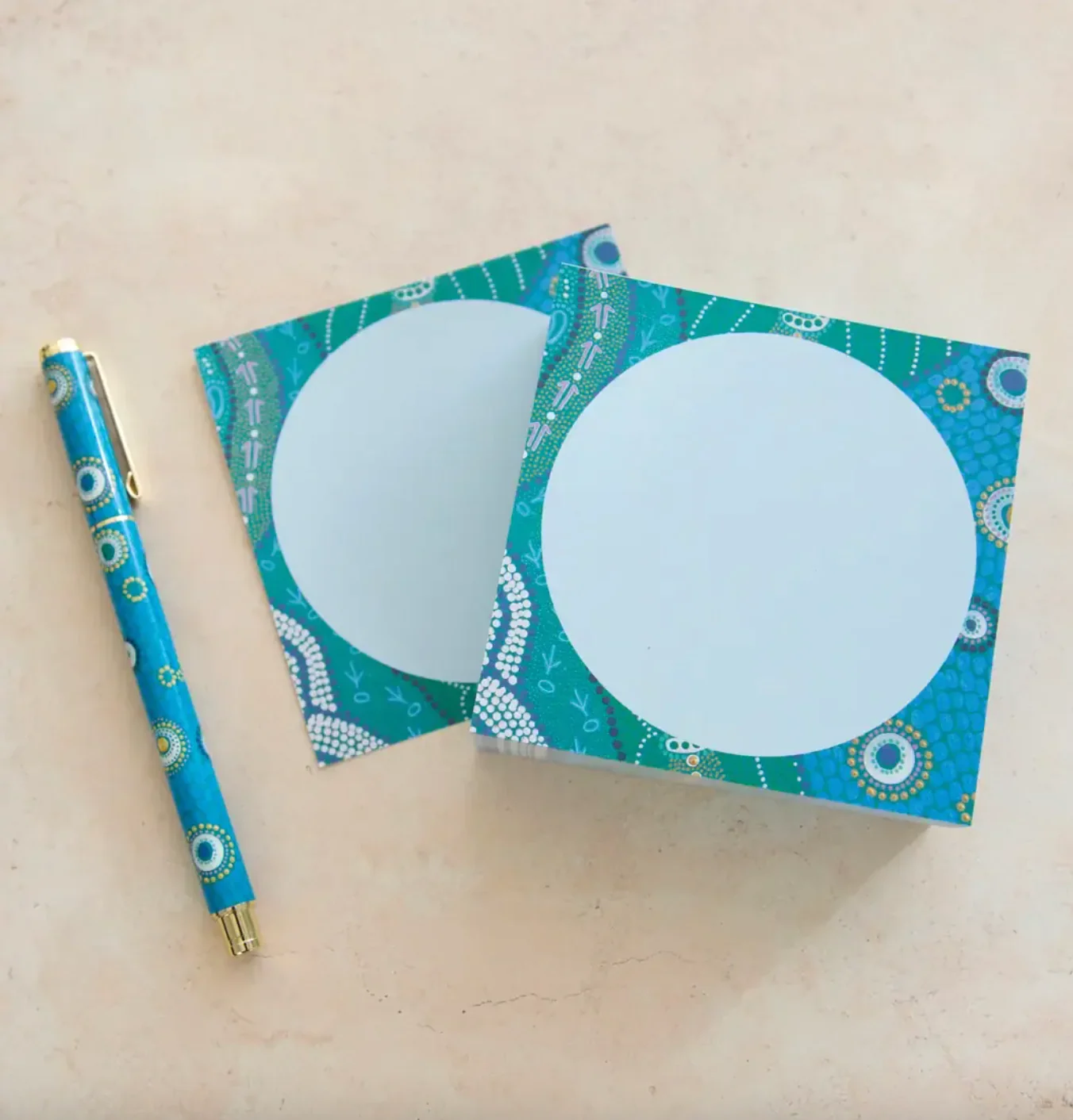 Earth Greetings Desk Notes 240 Pages, Our Favourite Place Design From The Domica Hill Collection - Image 2