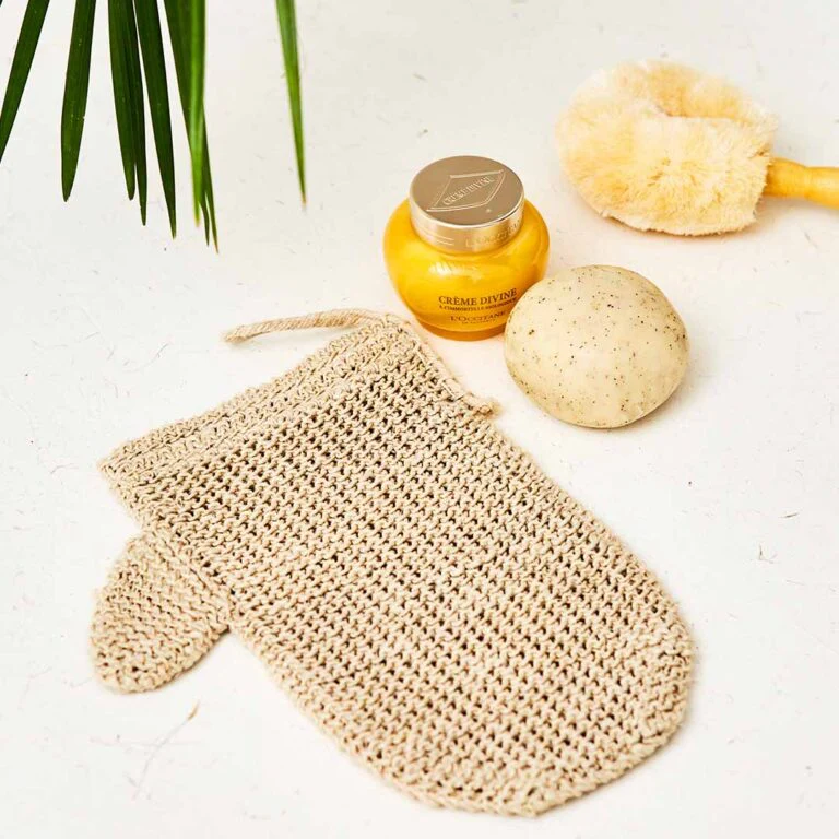 Eco Max Hemp Exfoliating Mitt, Hand Knitted & Fair Trade - Image 2