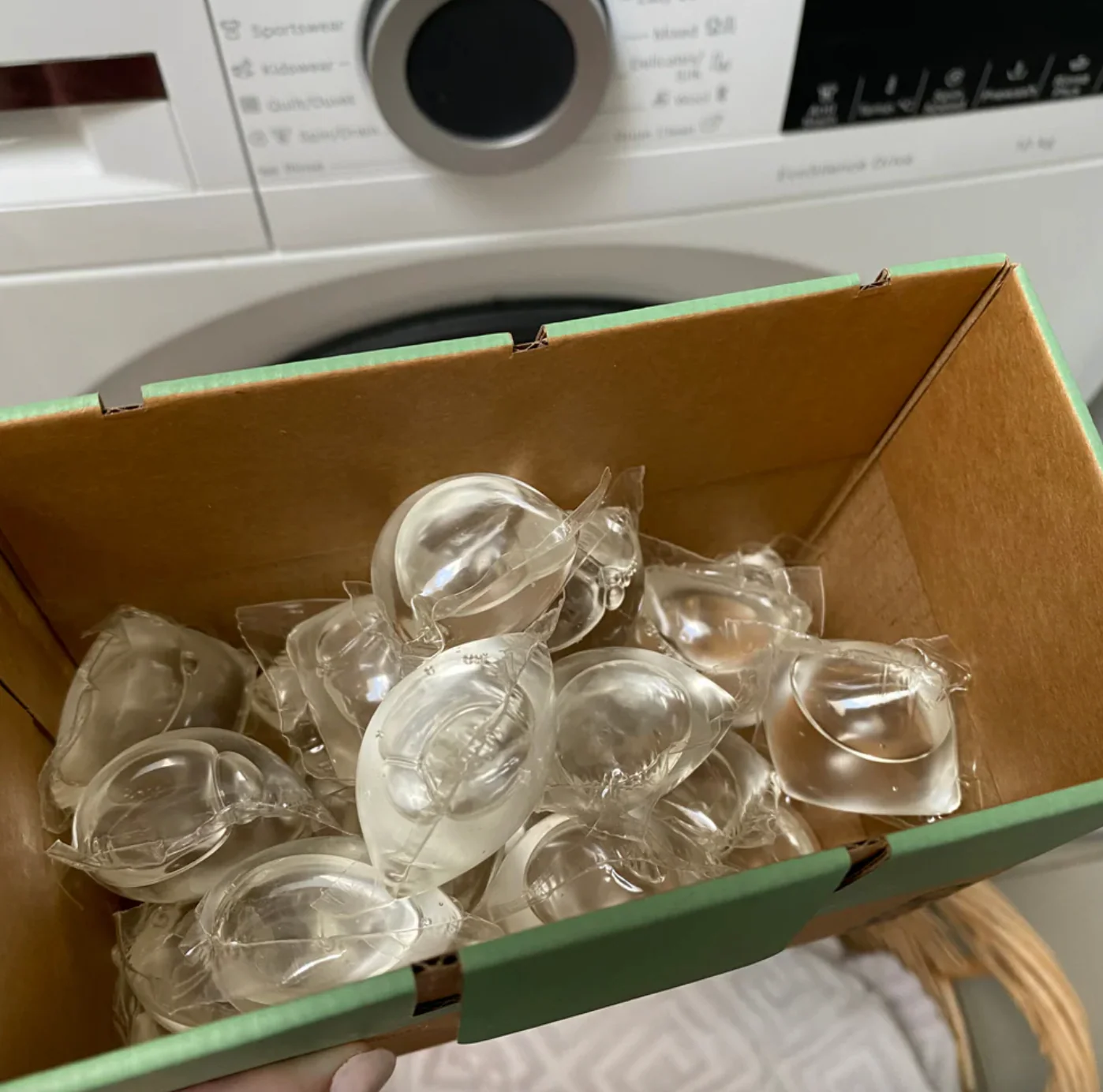 ECYO Lemon Myrtle & Eucalyptus Laundry Capsules 30 Pods, Plant Based & Biodegradable - Image 4
