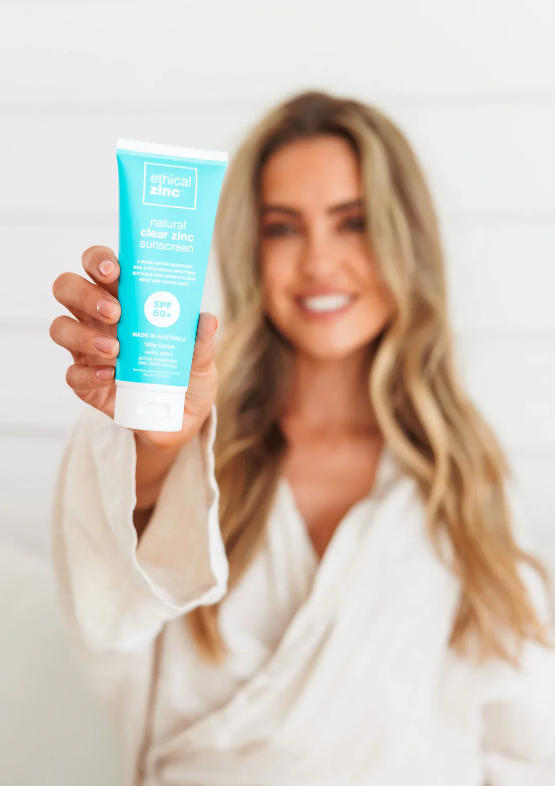 Ethical Zinc SPF 50+ Zinc Sunscreen 100ml, Natural Clear & Water Resistant - Image 3