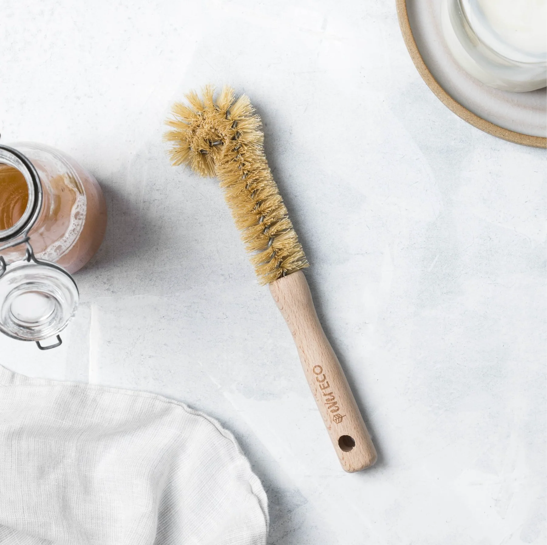 Ever Eco Bottle Brush, Beech Wood Handle & Sisal Bristles