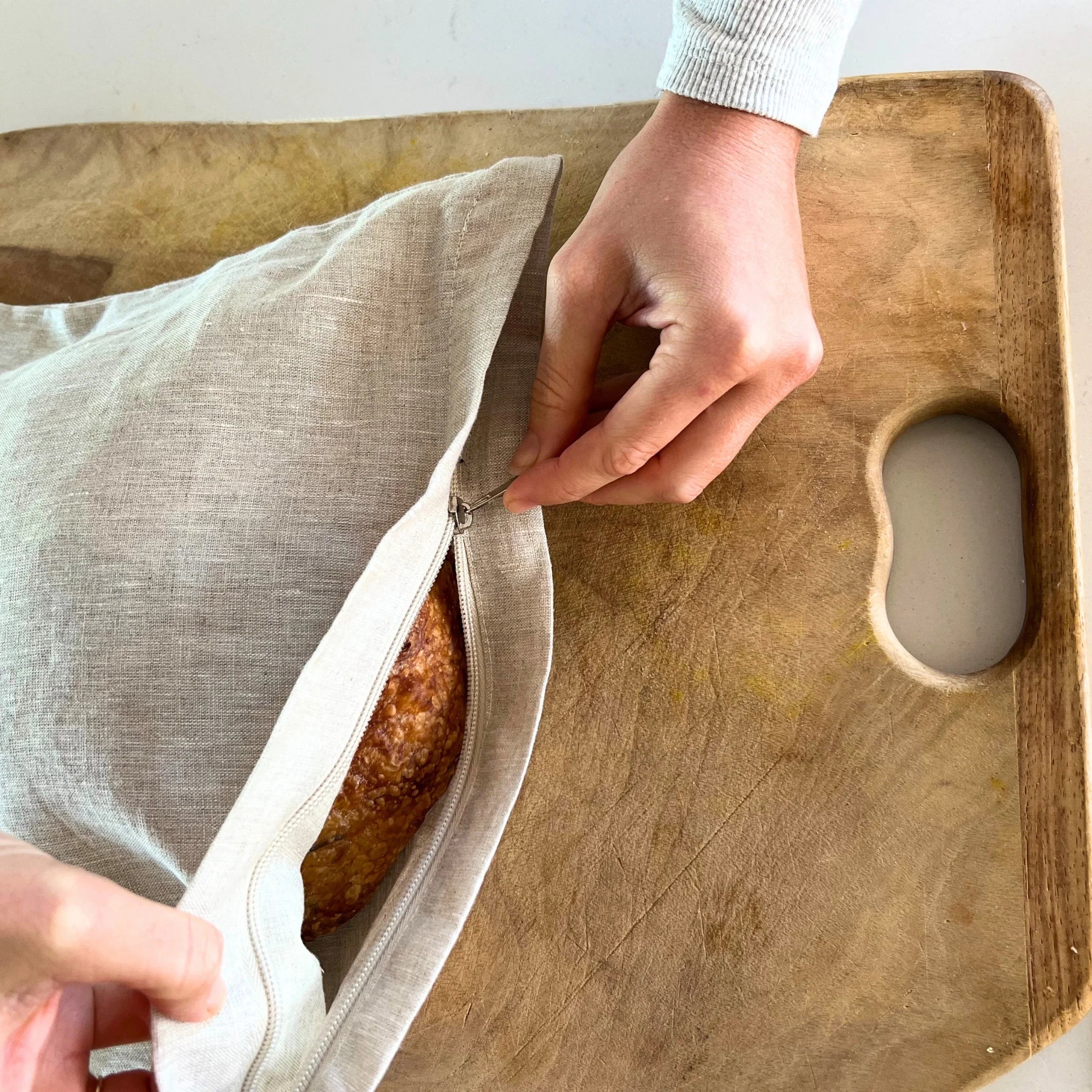Ever Eco Reusable Linen Bread Bag, Unbleached & Undyed - Image 3