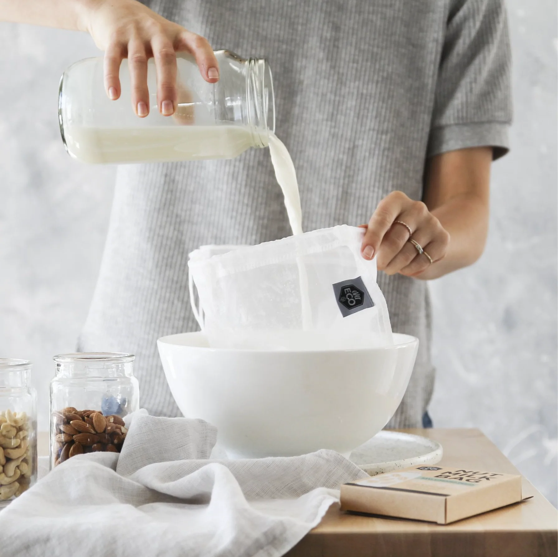 Ever Eco Nut Milk Bag, Easy U-Shaped Design With Rounded Bottom & No Corners - Image 3