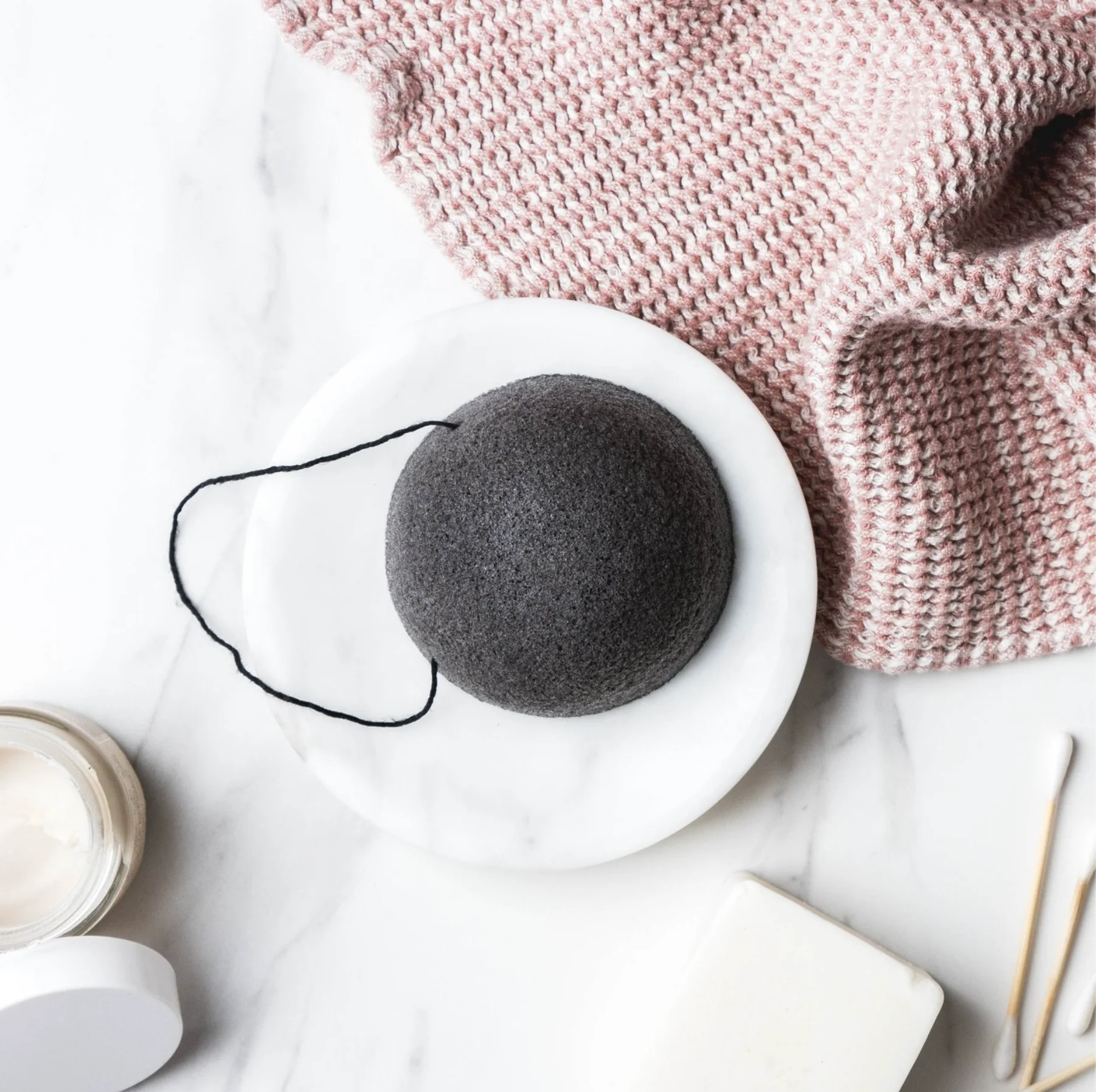 Ever Eco Reusable Konjac Facial Sponge, Original Charcoal Or Turmeric - Image 4