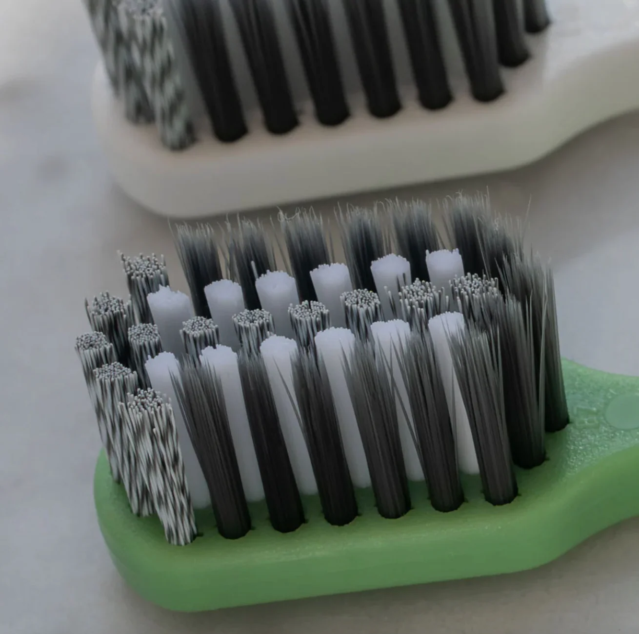 Grin Pro Ultimate Whitening Toothbrush Duo Pack, For Triple-Action Whitening - Image 3