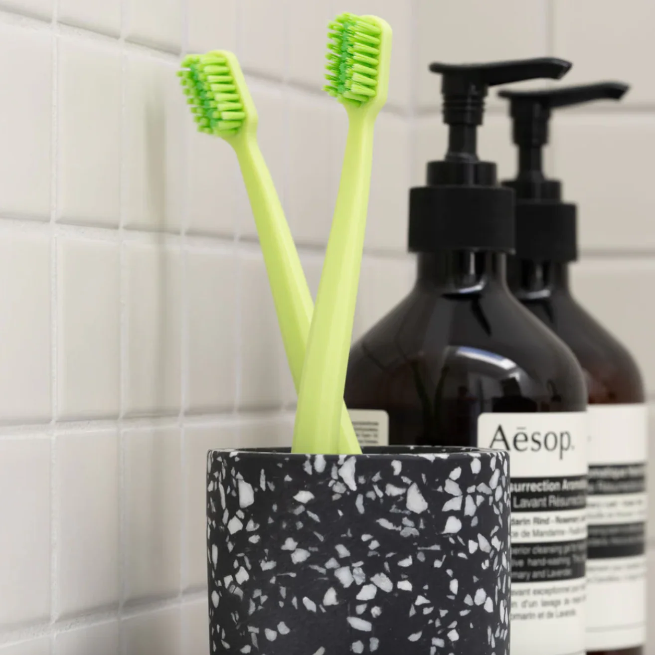 Grin Pro Ultimate Gentle Care & Ultra Soft Toothbrush Duo Pack, For A Deep But Gentle Clean - Image 3