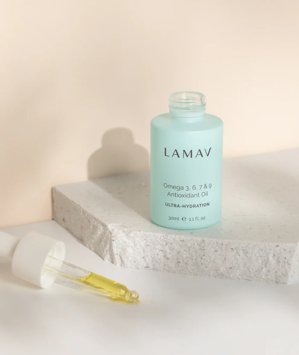 LAMAV Omega 3, 6, 7 & 9 Antioxidant Oil 30mL, Ultra-Nourishing Renewal - Image 3