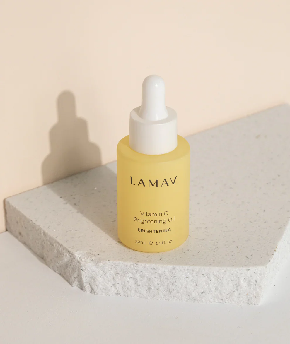 LAMAV Vitamin C Brightening Oil 30mL, With 10% Vitamin C - Image 4