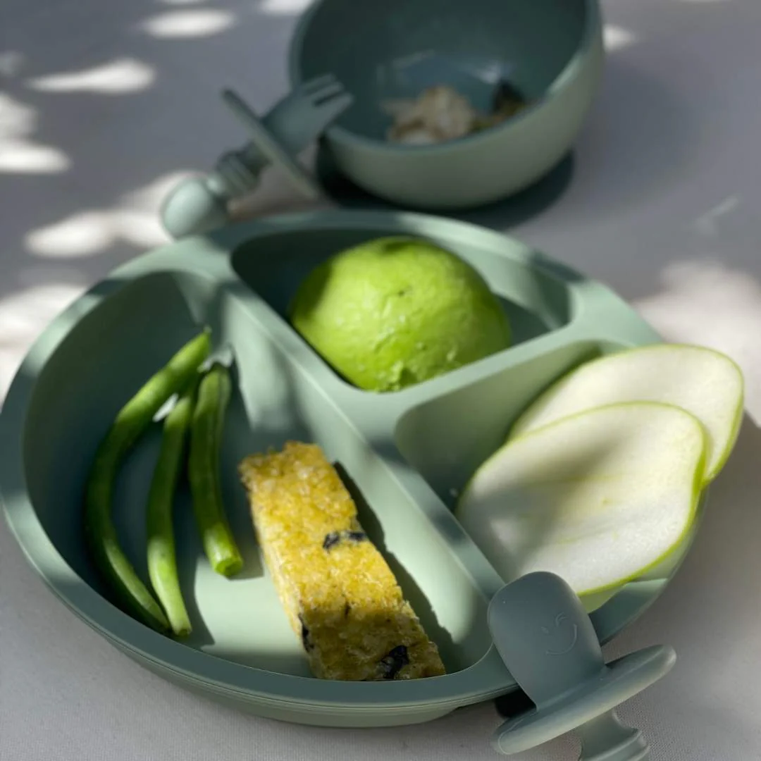 Little Mashies Silicone Sucky Platter Plate, Olive - Image 3
