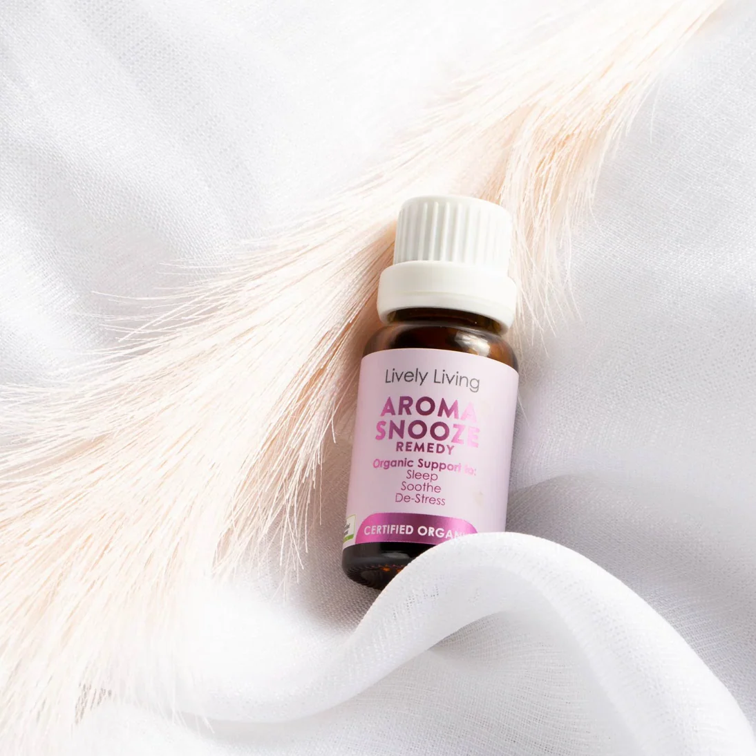 Lively Living Organic Essential Oil Blend 15ml, Aroma Snooze - Image 3