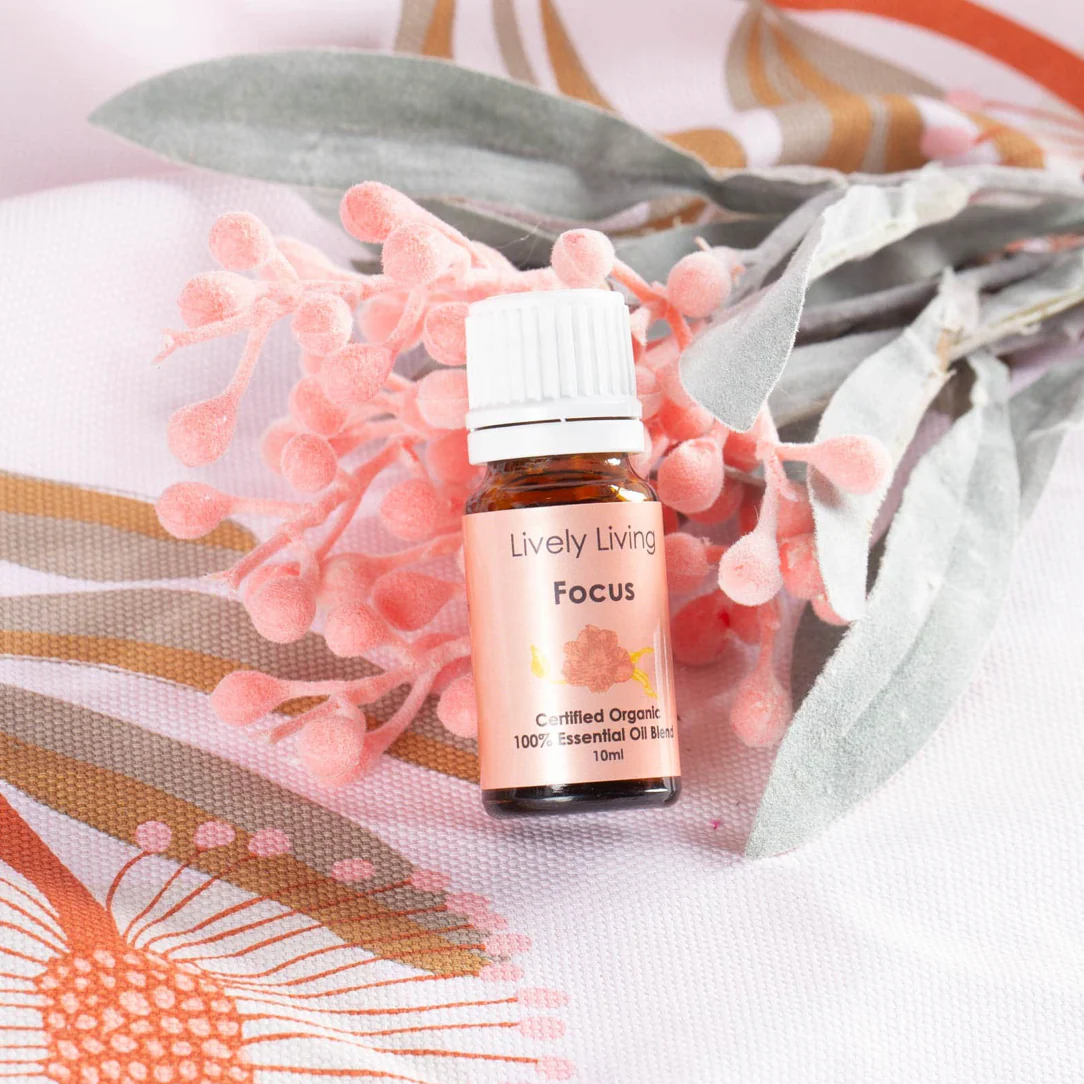 Lively Living Certified Organic Focus Essential Oil Blend 10mL, Enhance Your Concentration - Image 2