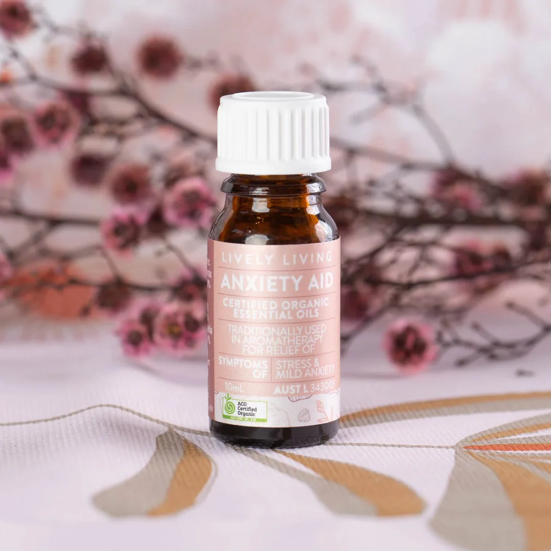 Lively Living Certified Organic Anxiety Aid Essential Oil Blend 10mL, For Stress & Anxiety - Image 2