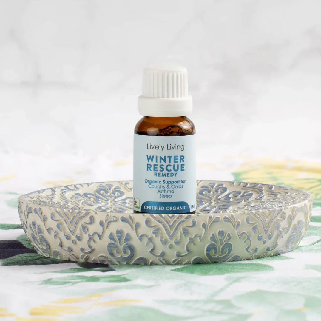 Lively Living Organic Essential Oil Blend 15ml, Winter Rescue - Image 2