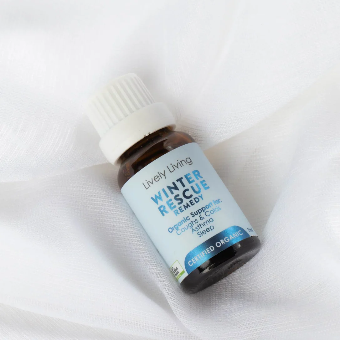 Lively Living Organic Essential Oil Blend 15ml, Winter Rescue - Image 3