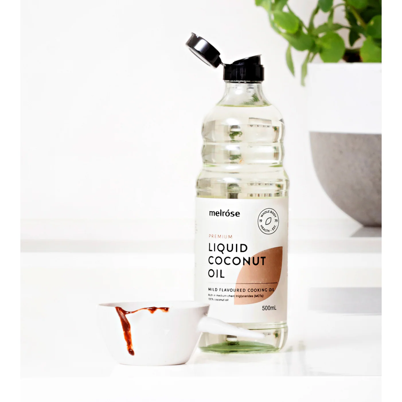 Melrose Premium Coconut Oil 500mL, Mild Flavoured Cooking Oil - Image 2