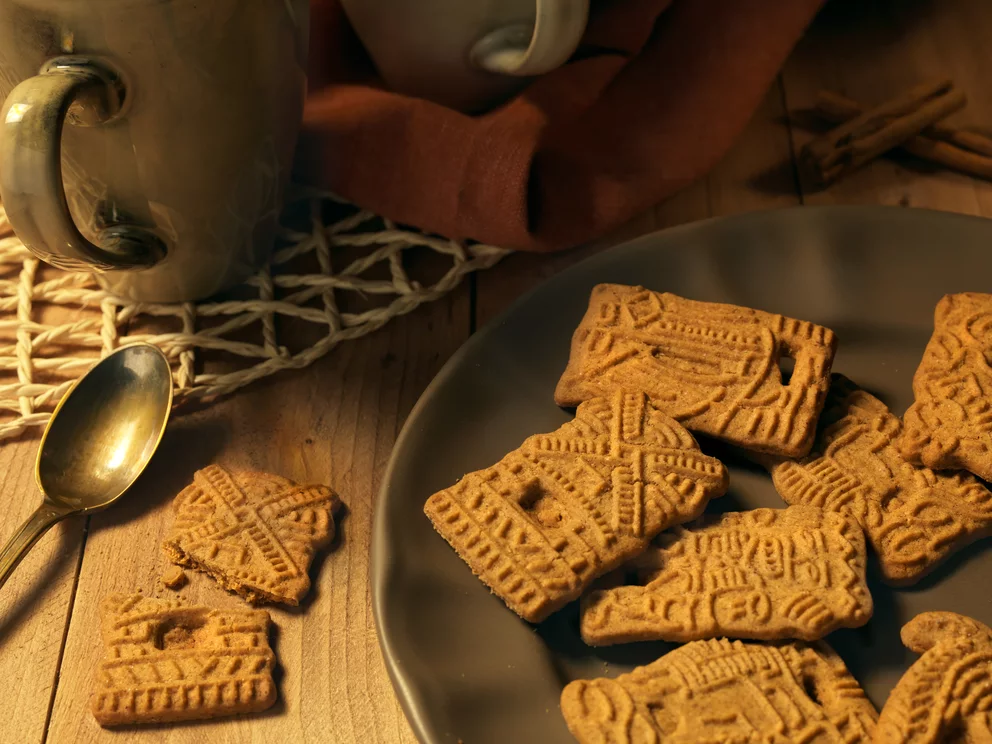 Schar Gluten Free Spekulatius Spiced Biscuits 100g, For Warm Nostalgic Flavours - Image 2