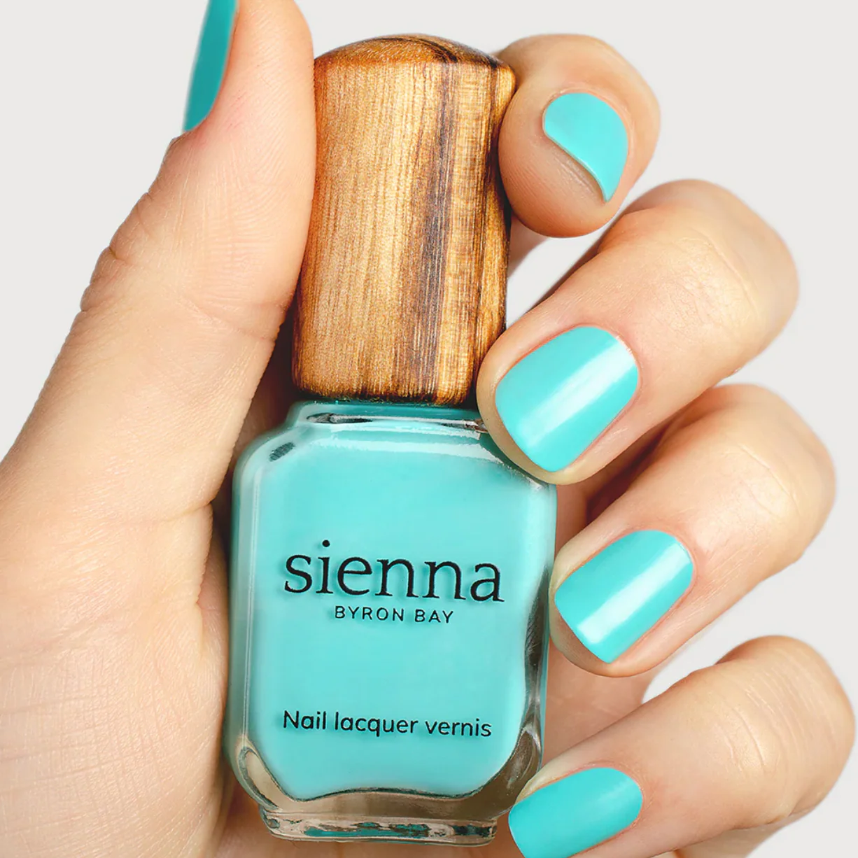 Sienna Byron Bay Nail Polish 10ml, Breeze {Turquoise} - Image 3