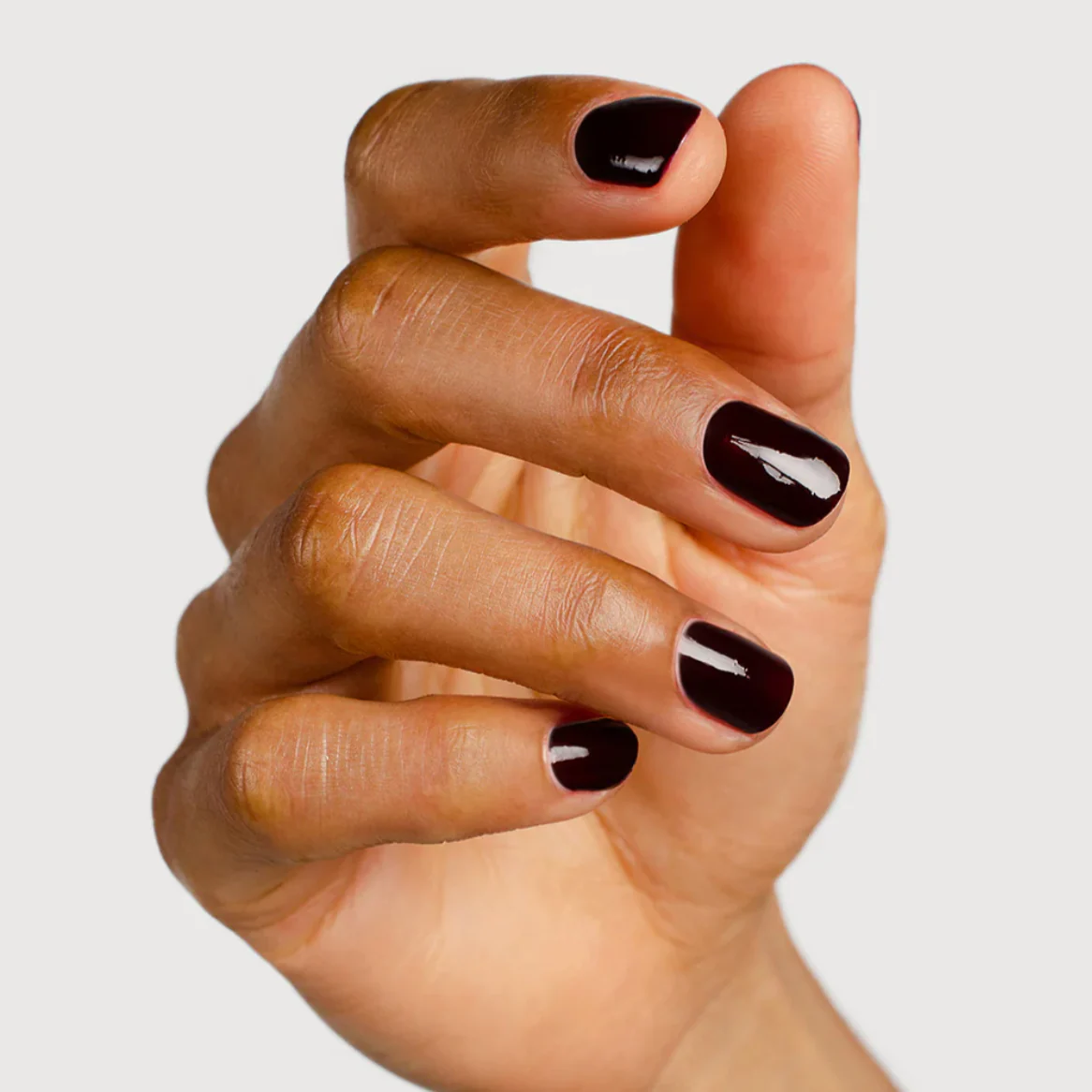 Sienna Byron Bay Nail Polish 10ml, Florence {Magenta Plum} - Image 4