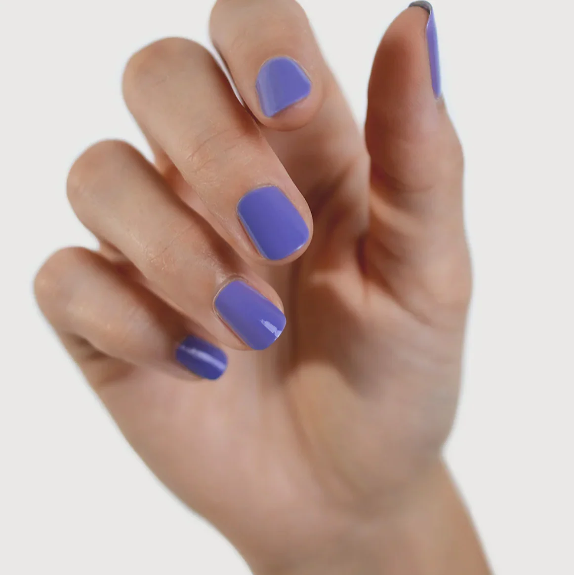 Sienna Byron Bay Nail Polish 10ml, Gentle {Mid-tone Blue Lilac} - Image 3