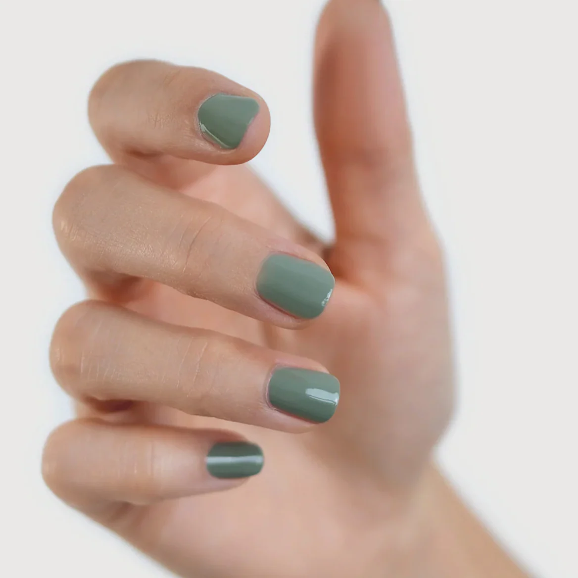 Sienna Byron Bay Nail Polish 10ml, Soundscape {Midtone Sage} - Image 3