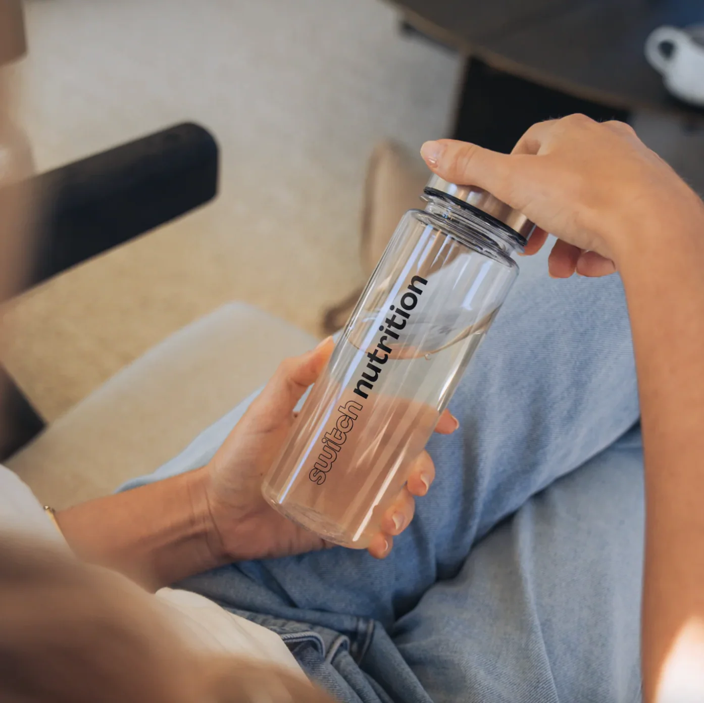 Switch Nutrition Clear Acrylic Waterbottle 500mL, BPA Free - Image 3